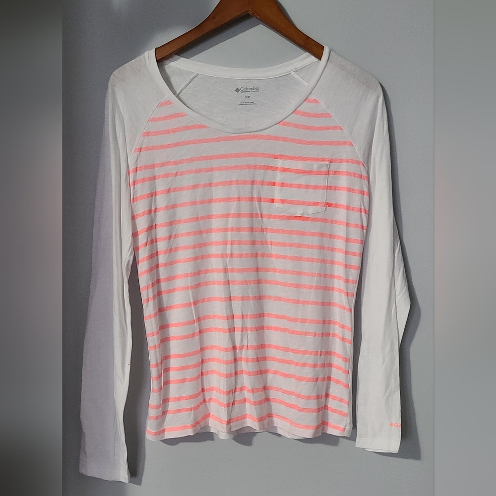 Columbia Long-sleeved tee